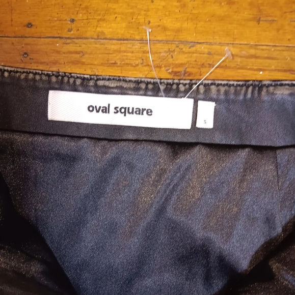 Oval Square leather skirt - Picture 3 of 4